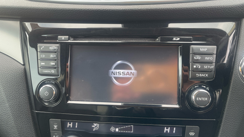 Nissan Qashqai 1.6 DiG-T Tekna 5dr Petrol Hatchback